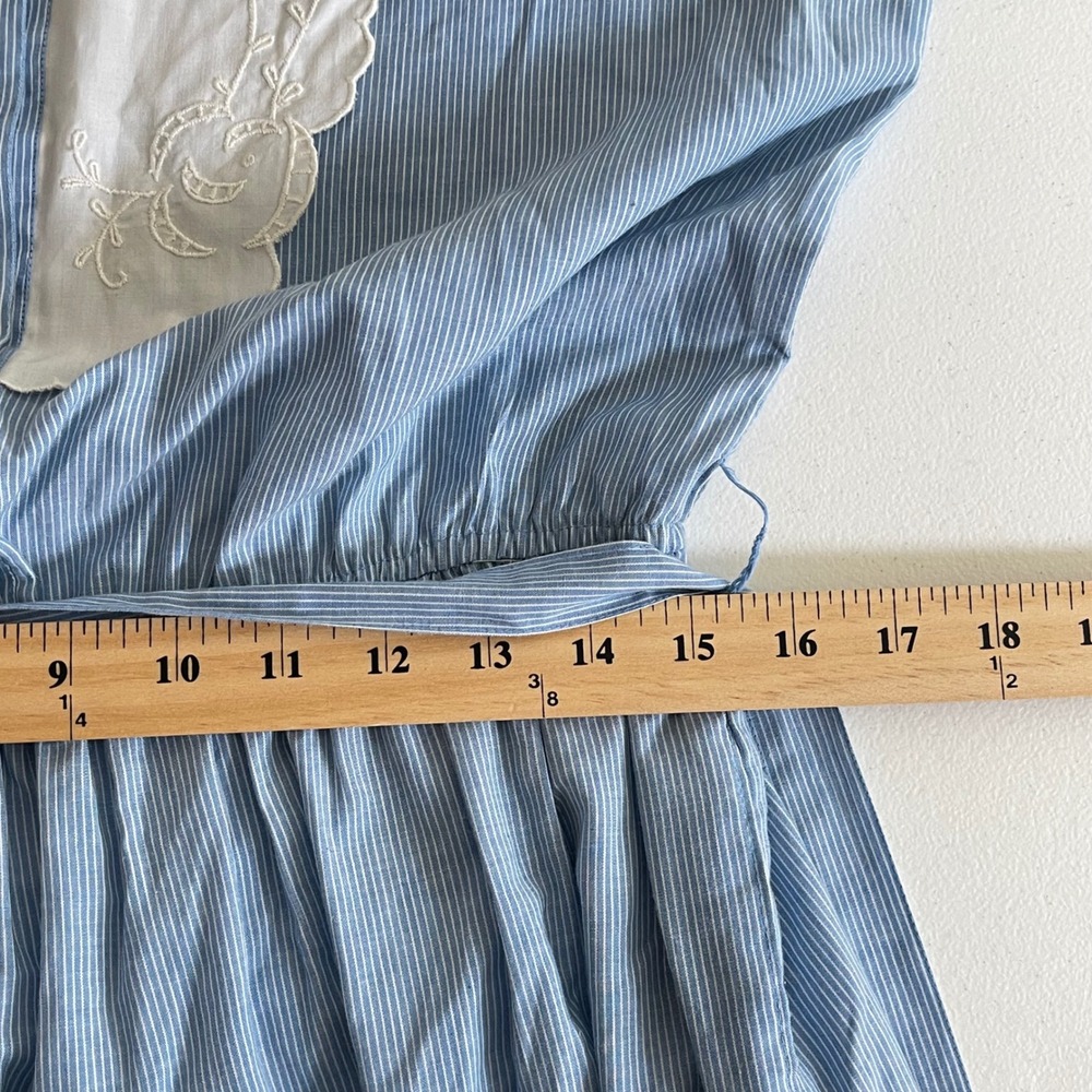 Vintage Pin Stripe Shirt Dress Womens 10 Blue Floral Embroidery Bib Collar 80s - Picture 12 of 13